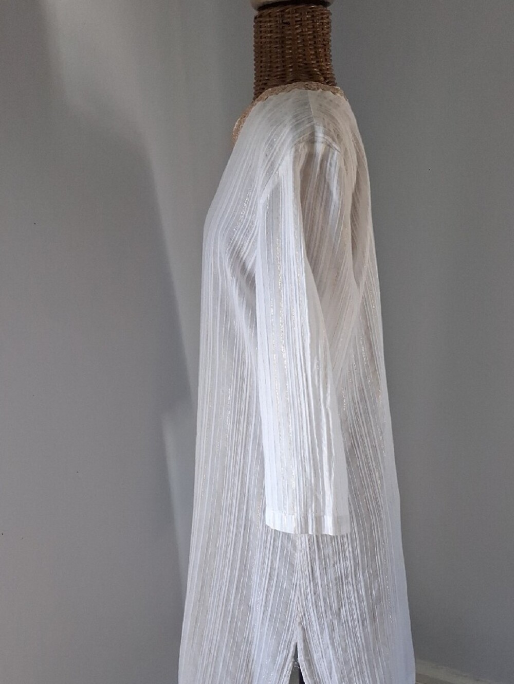 Lilly Pulitzer White Tunic with Gold Pinstripes - Picture 3 of 8